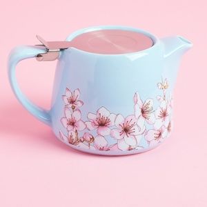 ❌❌SOLD❌❌Alfred teapot